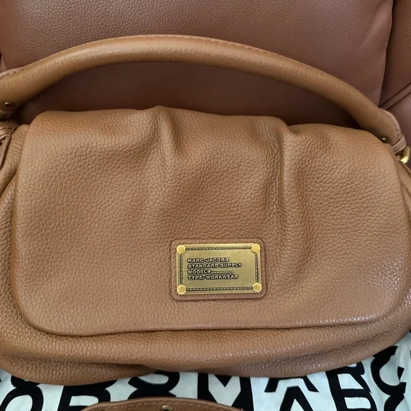 Marc Jacobs Classic Q Lil Ukita - Picture 2 of 9